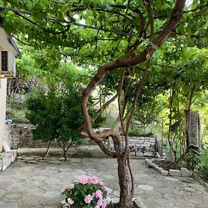 Isaraj , Gjirokastër Albania